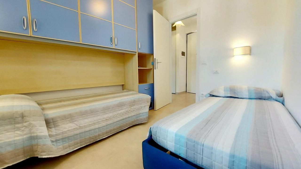 Narcisa View Lake&Pool Apartment บาร์โดลิโน ภายนอก รูปภาพ